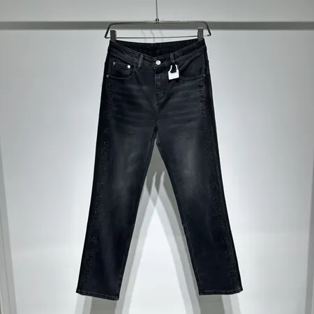 バーバリー ス ジーンズ