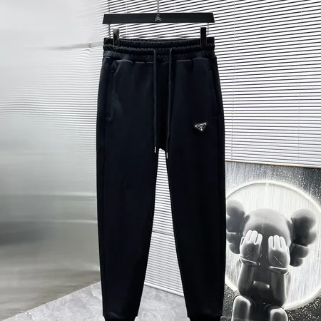 プラダ カジュアルパンツ