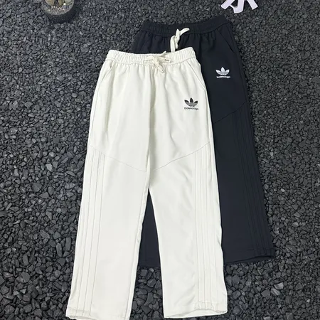 ナイキ カジュアルパンツ