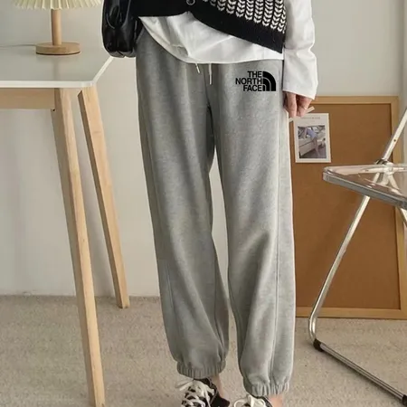 バーバリー ス カジュアルパンツ