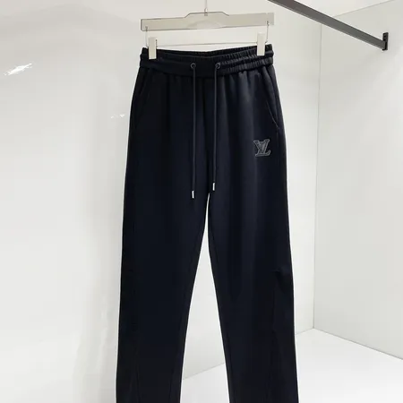ルイヴィトン カジュアルパンツ