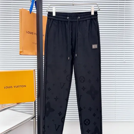 ルイヴィトン カジュアルパンツ