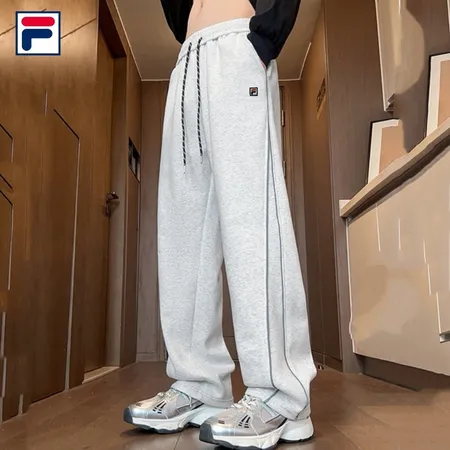 フィラ カジュアルパンツ