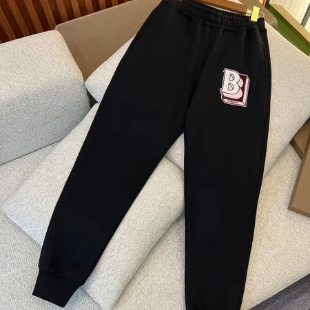 バーバリー ス カジュアルパンツ