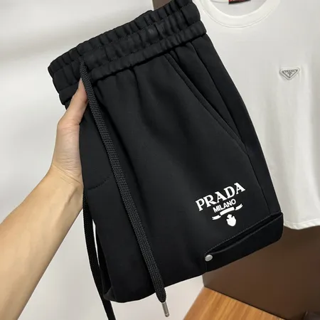 プラダ カジュアルパンツ