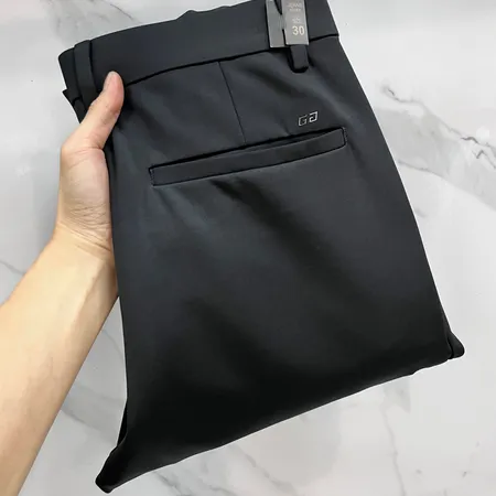 ジバンシィ カジュアルパンツ