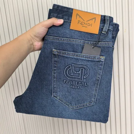 フェンディ ジーンズ