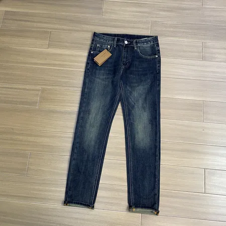 バーバリー ス ジーンズ