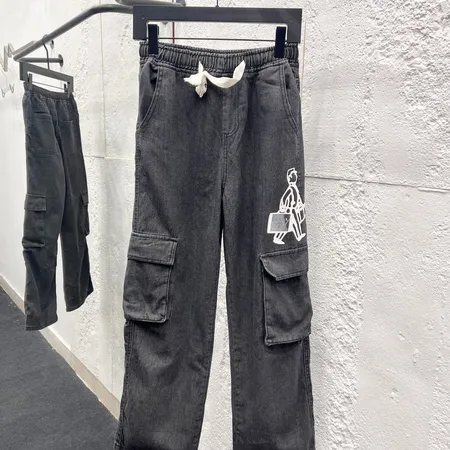 プラダ カジュアルパンツ