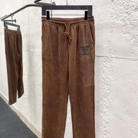 ルイヴィトン カジュアルパンツ