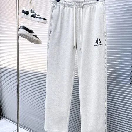 バレンシアガ カジュアルパンツ