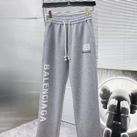 バレンシアガ カジュアルパンツ