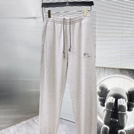 バレンシアガ カジュアルパンツ