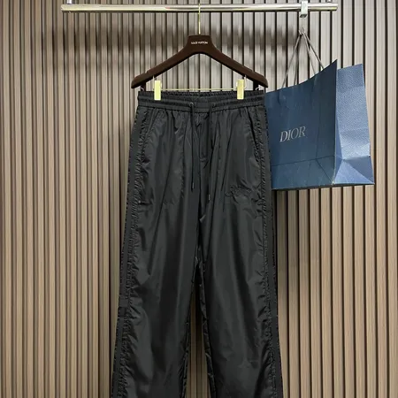 ディオール カジュアルパンツ