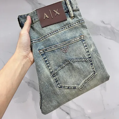 アルマーニ ジーンズ