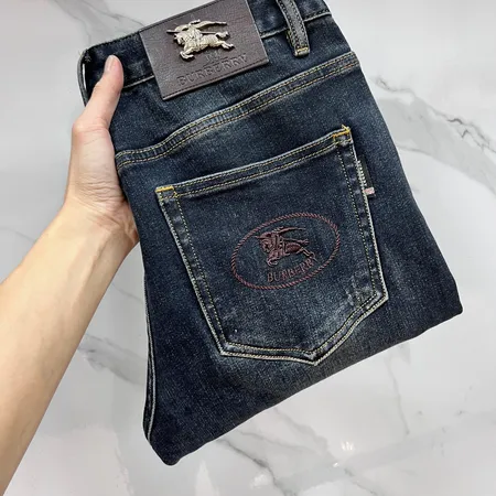 バーバリー ス ジーンズ