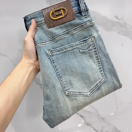 フェンディ ジーンズ