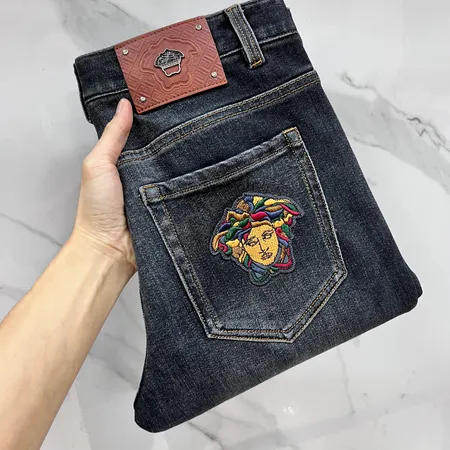 ヴェルサーチ ジーンズ