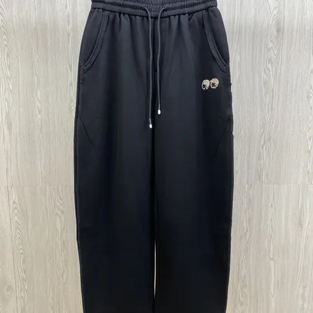 ルイヴィトン カジュアルパンツ