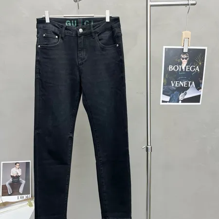 グッチ ジーンズ