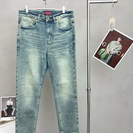 グッチ ジーンズ
