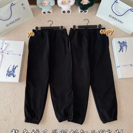 バーバリー ス カジュアルパンツ