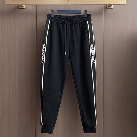 バレンシアガ カジュアルパンツ