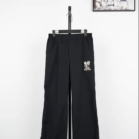 ルイヴィトン カジュアルパンツ