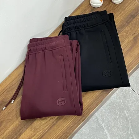 グッチ カジュアルパンツ