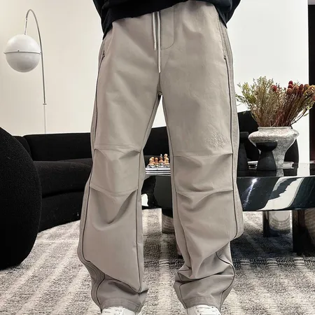 バレンシアガ カジュアルパンツ