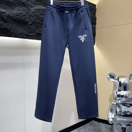 プラダ カジュアルパンツ