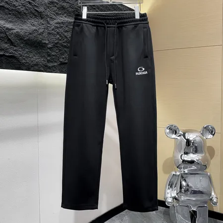 バレンシアガ カジュアルパンツ