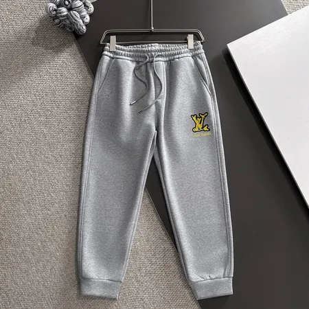 ルイヴィトン カジュアルパンツ