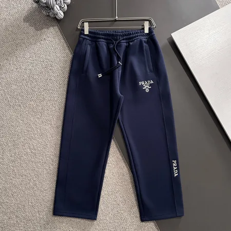 プラダ カジュアルパンツ