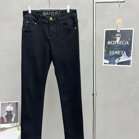 グッチ ジーンズ