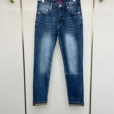 グッチ ジーンズ