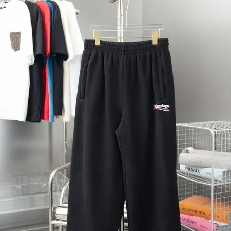 バレンシアガ カジュアルパンツ