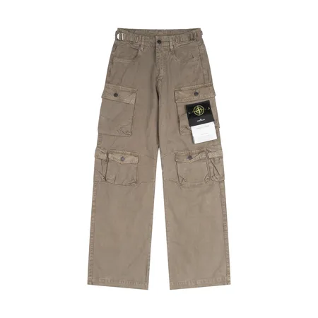 フェラガモ カジュアルパンツ