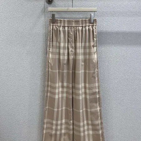 バーバリー ス カジュアルパンツ
