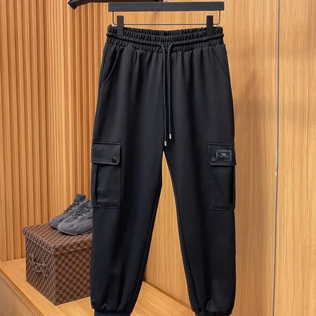 アルマーニ カジュアルパンツ