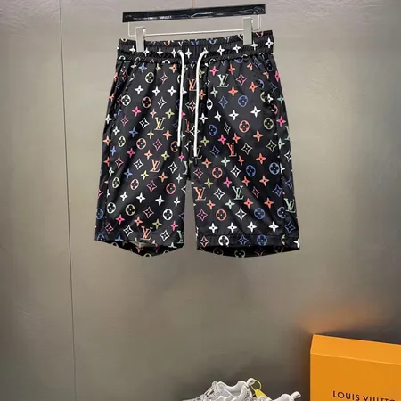 ルイヴィトン ショートパンツ