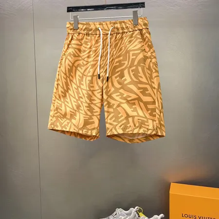 フェンディ ショートパンツ