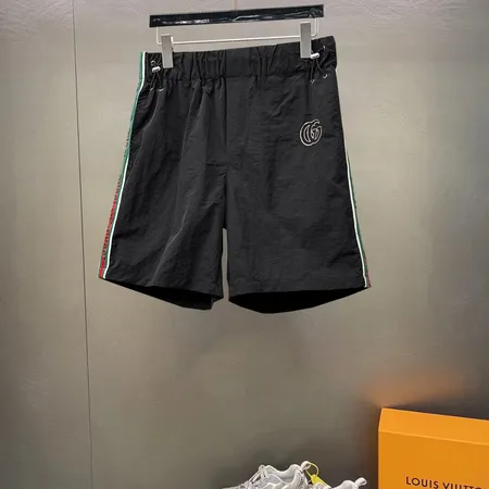 ルイヴィトン ショートパンツ