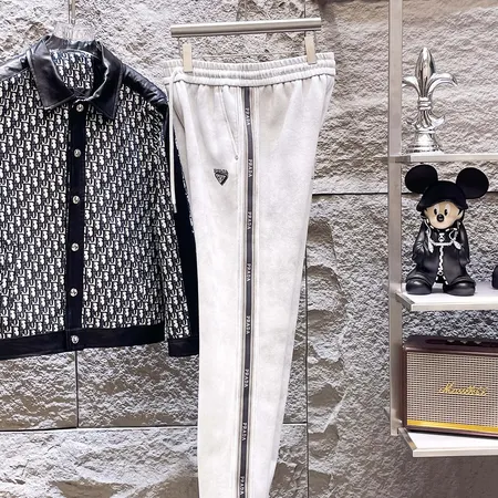 イブサンローラン カジュアルパンツ