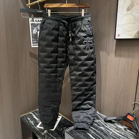 クロムハーツ カジュアルパンツ