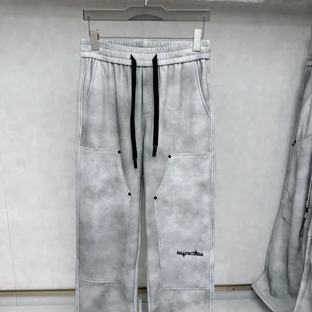 バレンシアガ カジュアルパンツ
