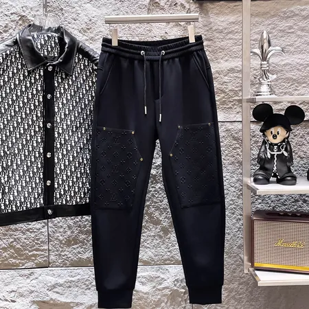 ルイヴィトン カジュアルパンツ