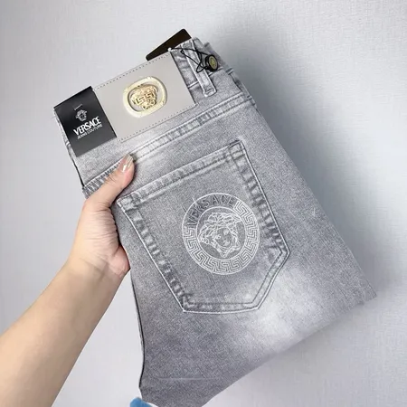 ヴェルサーチ ジーンズ