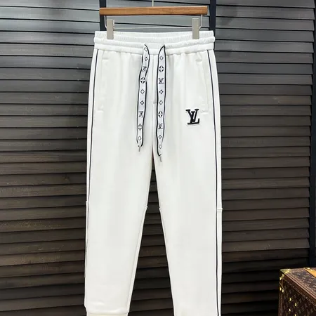 ルイヴィトン カジュアルパンツ