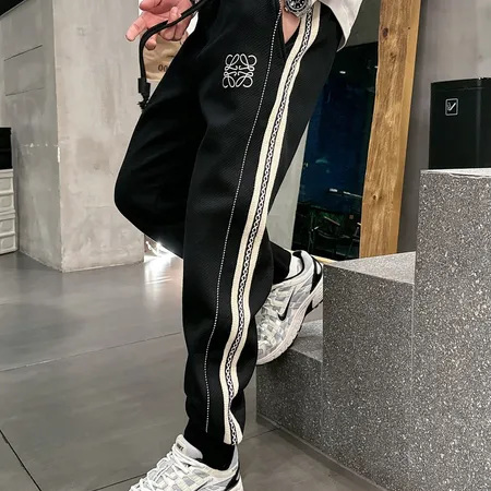 ロエベ カジュアルパンツ